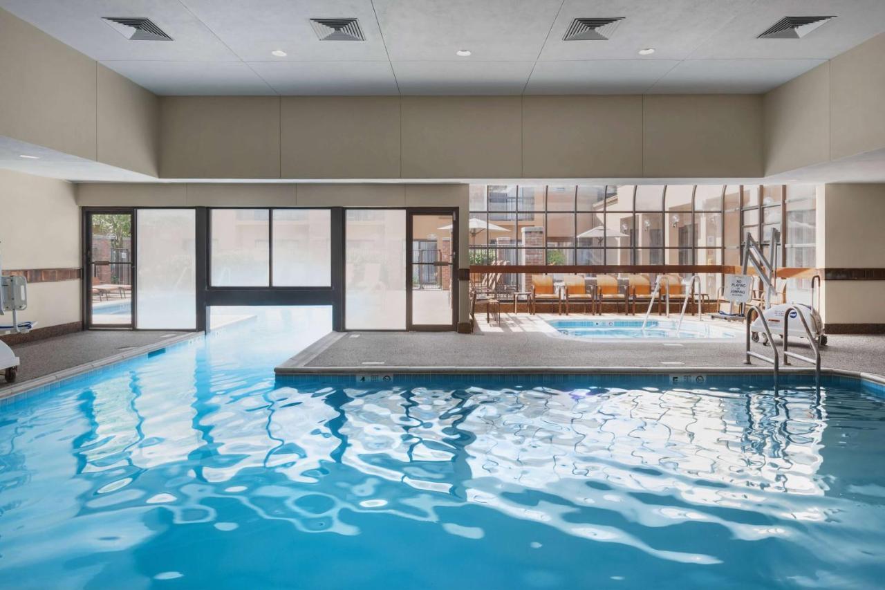 Sonesta Select Newport Middletown Hotel Eksteriør billede