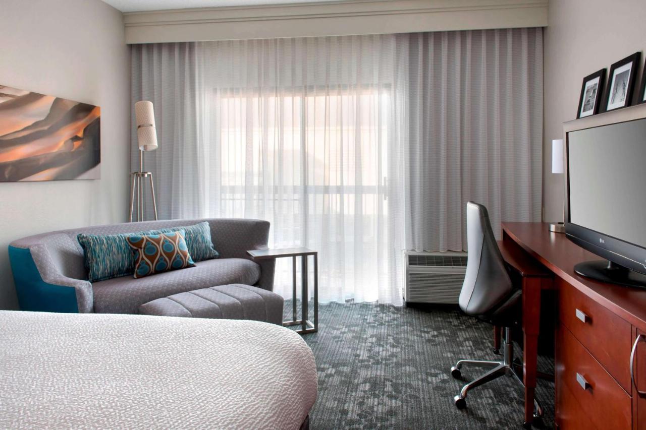 Sonesta Select Newport Middletown Hotel Eksteriør billede
